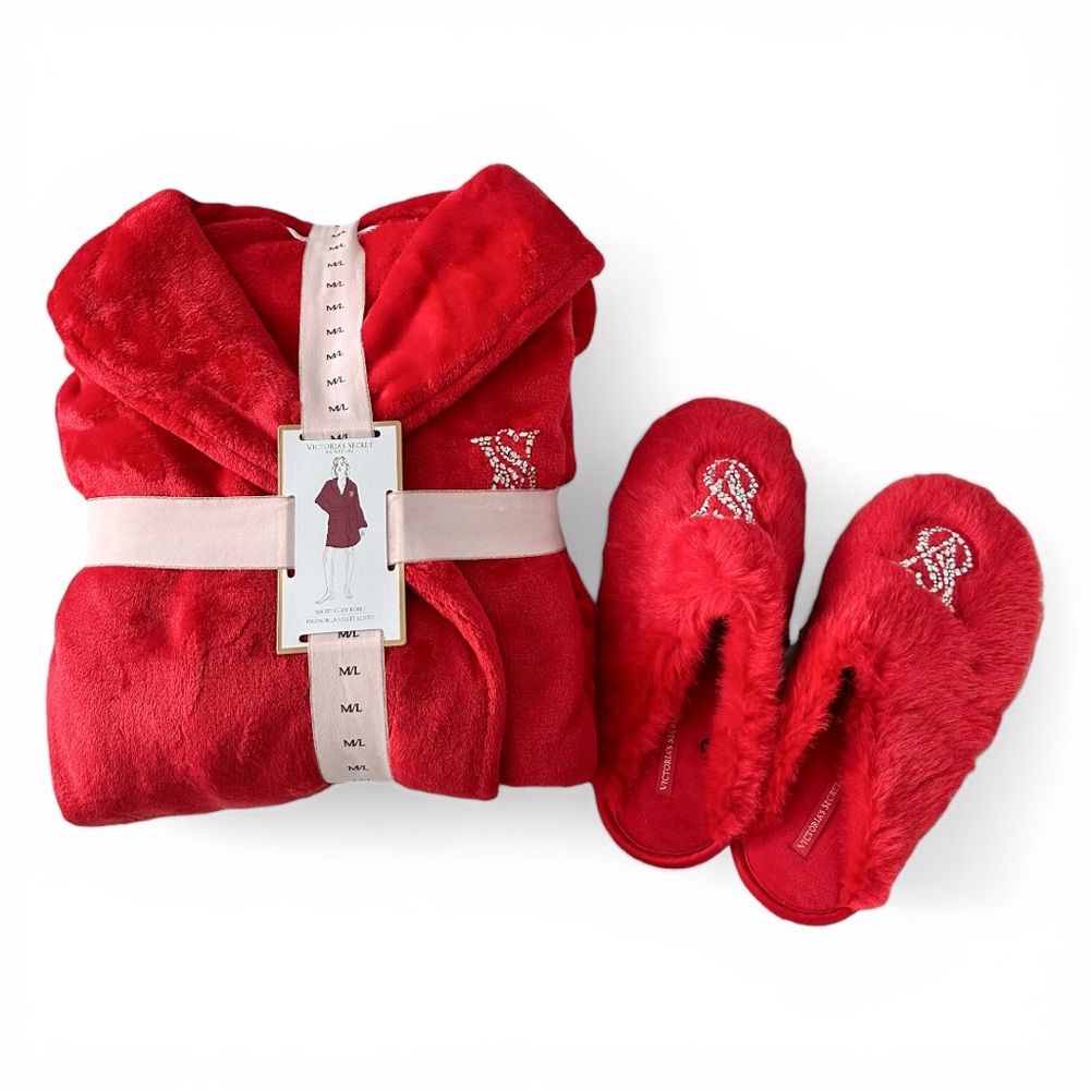 Victoria’s Secret Red Robe and Slippers Set M/L new
